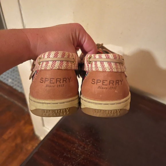 SPERRY TOPSIDERS ONLY WORN A FEW TIMES - Picture 3 of 6